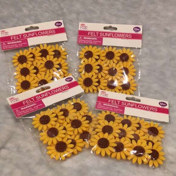 Felt Sunflowers Crafting Bundle Four Packs of 12 pceach 4cm Mini Sunflowers NWT - Picture 10 of 12